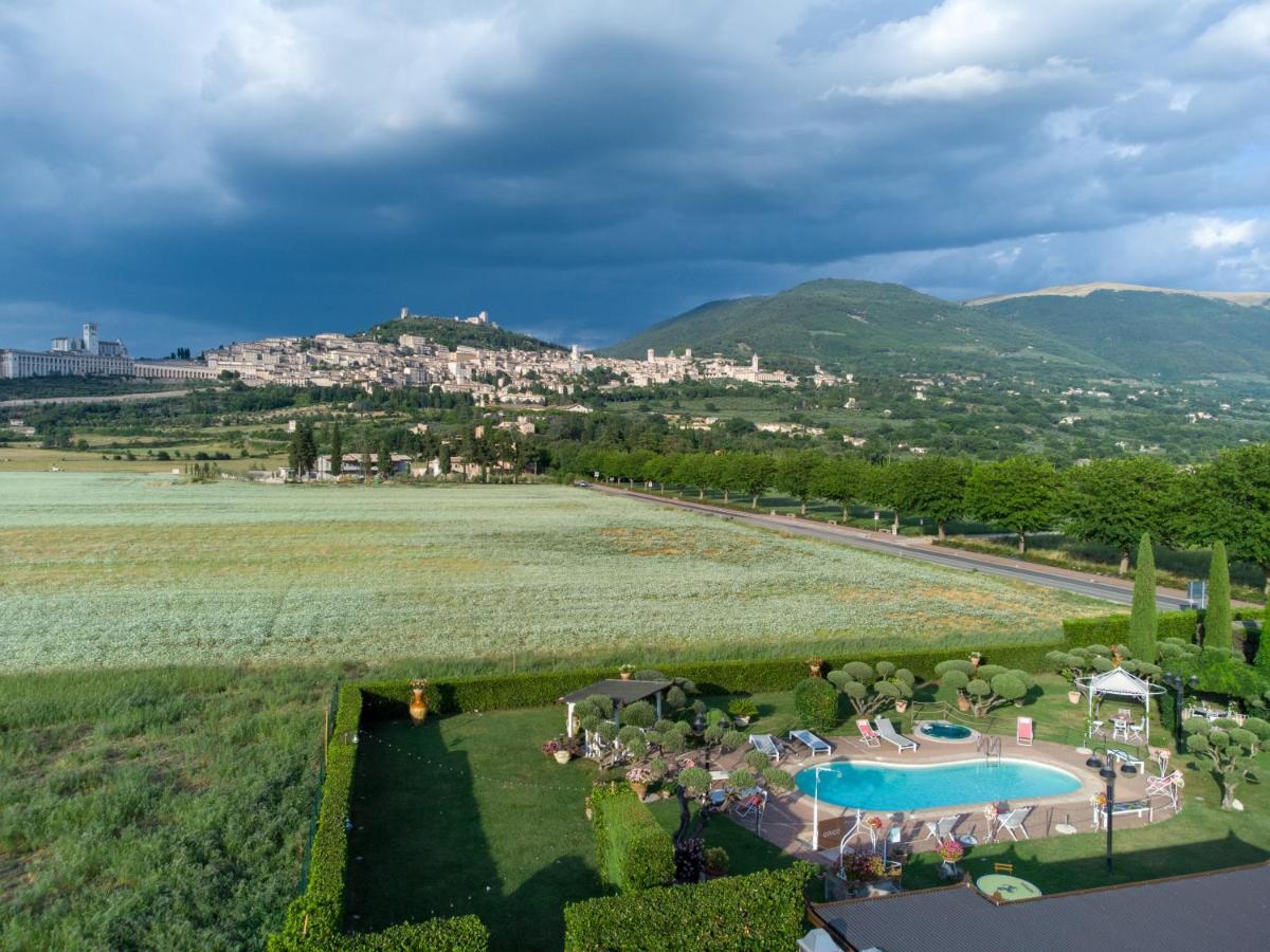 Unica Assisi Agri-Charming House Bed & Breakfast Luaran gambar