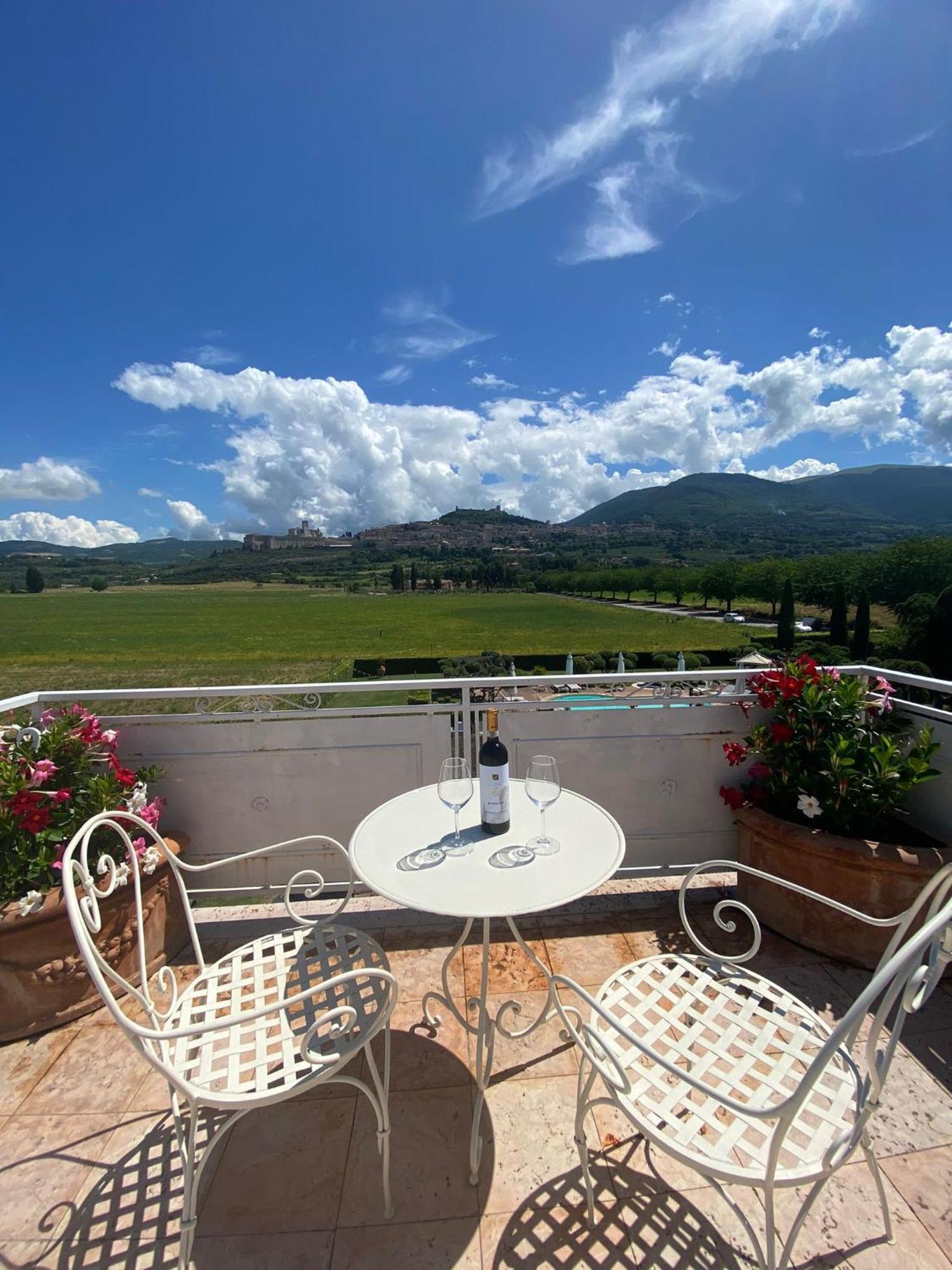 Unica Assisi Agri-Charming House Bed & Breakfast Luaran gambar